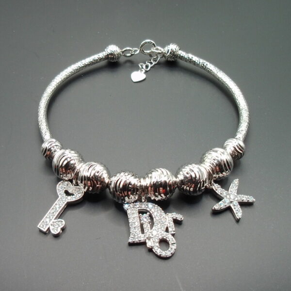 Armband mit Dior Lettern - As.2020