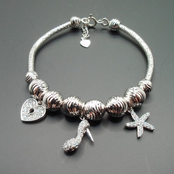 Armband mit Damenschuh - As.2024