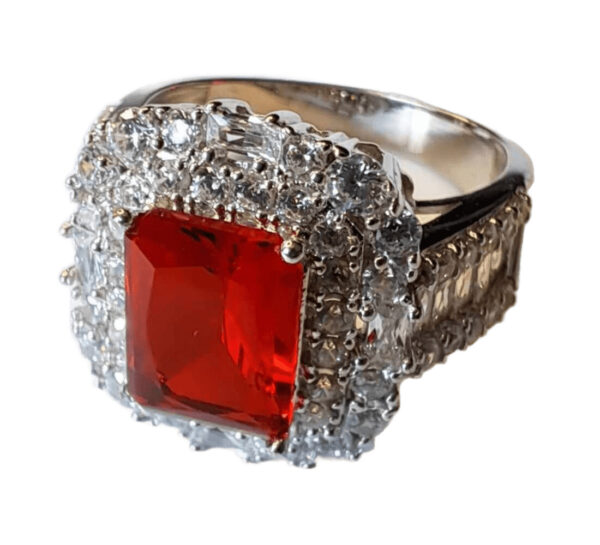 Fingerring mit Schmuckstein