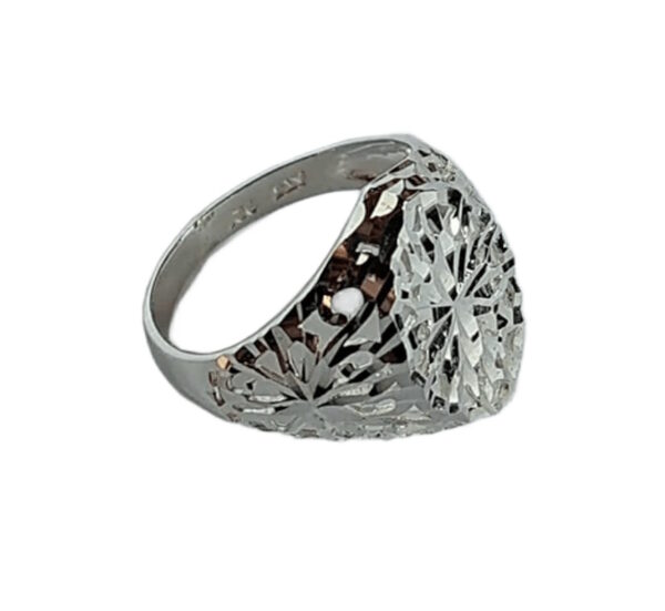 Fingerring mit Facetten