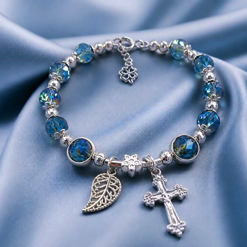 Armband mit Kristallen