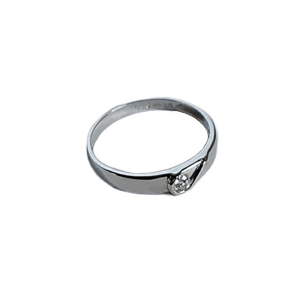 Fingerring mit Kristall