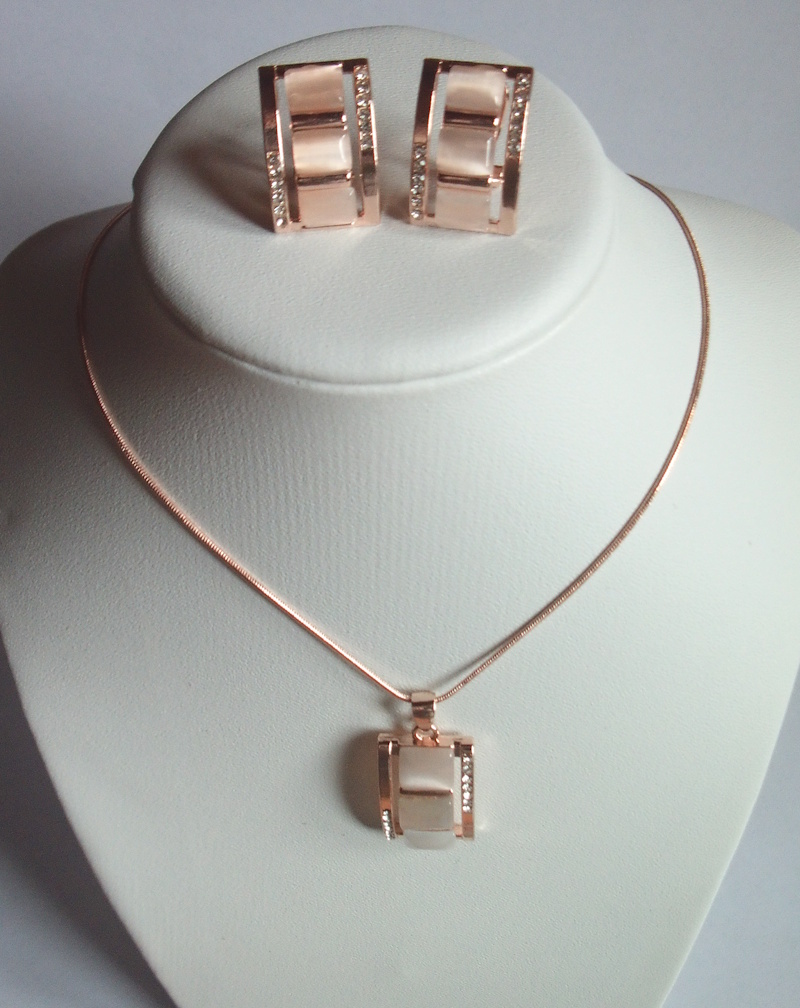 Schmuckset mit Perlmutt