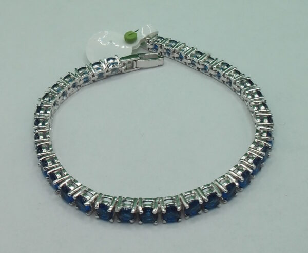 Armband mit Schmuckstein